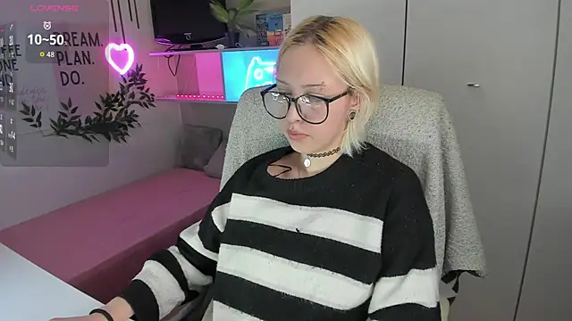 Snapshot of Neko_Sora chatting on May 2026 09:13:01 PM Neko Sora online show from May 2026 09:13:01 PM