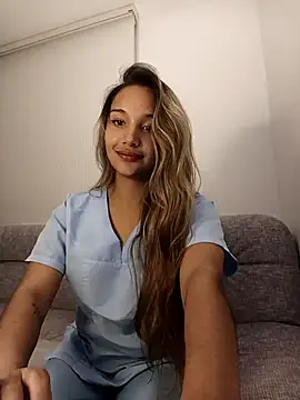 Snapshot of Miss_Taniac chatting on April 2026 02:15:01 AM Miss Taniac online show from April 2026 02:15:01 AM