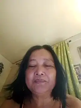 jeanyummytits online show from July 2026 03:41:01 AM