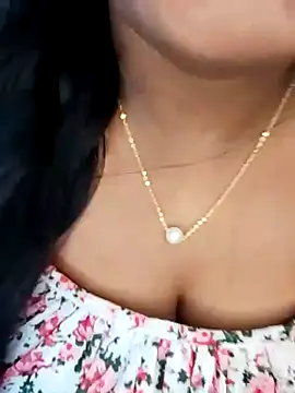 Snapshot of Mayuri-hot chatting on June 2026 05:56:02 PM Mayuri-hot online show from June 2026 05:56:02 PM
