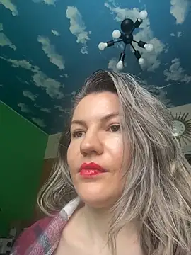 evaprolove online show from April 2026 09:49:01 AM