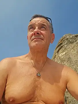 loulouferrari online show from June 2026 03:36:01 PM