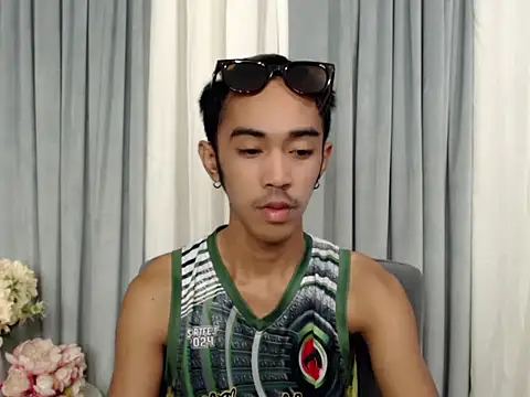 crocodale online show from April 2026 01:22:02 AM