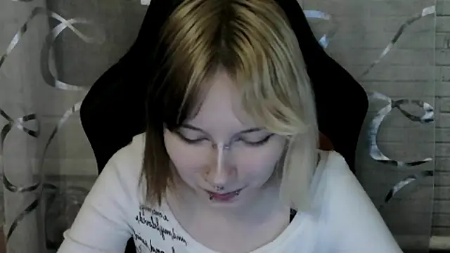 Vi Nika online show from April 2026 06:10:01 PM