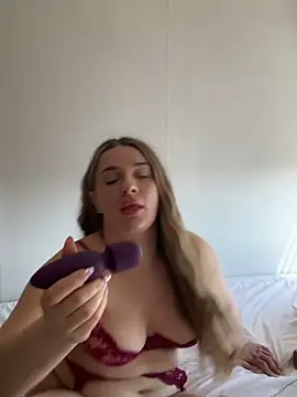 Snapshot of Eva_444 chatting on May 2026 01:25:02 AM Eva 444 online show from May 2026 01:25:02 AM