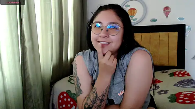 MAYEXS online show from April 2026 10:15:02 PM