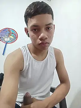 curious straight guy online show from April 2026 06:21:01 PM