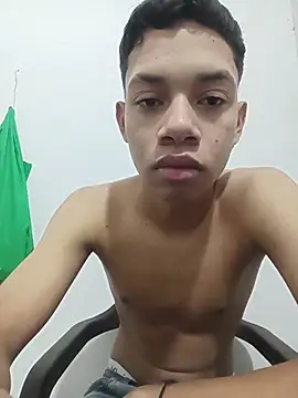 Snapshot of curious_straight_guy chatting on June 2026 01:44:02 PM curious straight guy online show from June 2026 01:44:02 PM