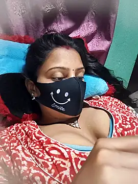 Snapshot of BaddieUnleashed chatting on May 2026 10:04:01 PM BaddieUnleashed online show from May 2026 10:04:01 PM