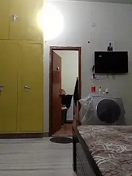 vroomritznappwowow online show from April 2026 08:39:01 PM