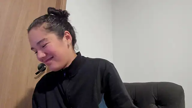 MiaRouseex online show from June 2026 06:36:02 PM