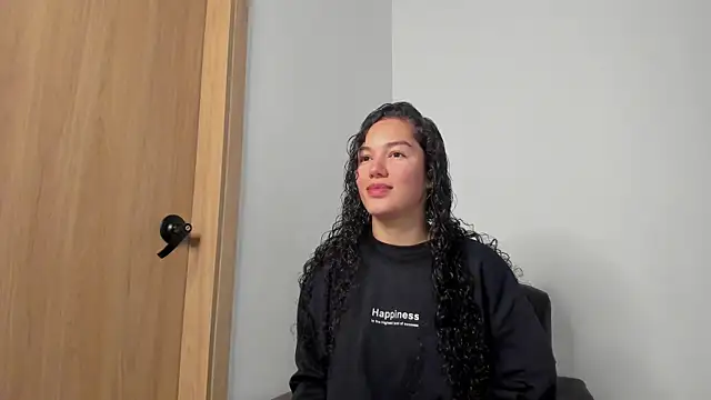 MiaRouseex online show from June 2026 06:24:02 PM
