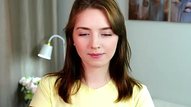 RenateVashaw online show from April 2026 07:45:01 AM