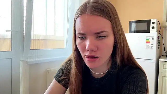 Snapshot of doana_bebriti chatting on May 2026 12:23:02 PM doana bebriti online show from May 2026 12:23:02 PM