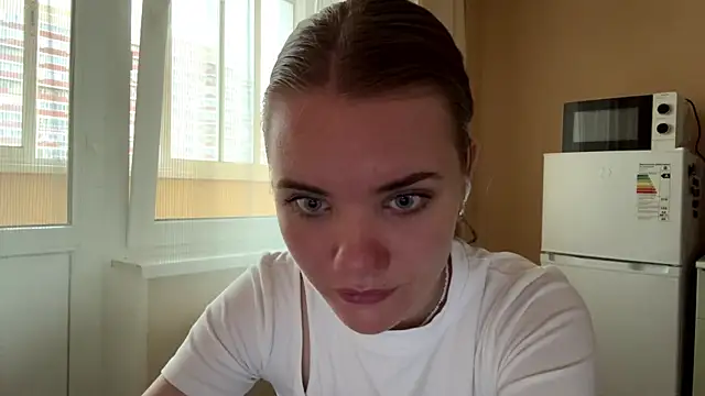 Snapshot of doana_bebriti chatting on May 2026 02:22:02 PM doana bebriti online show from May 2026 02:22:02 PM