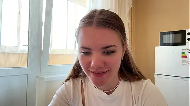 Snapshot of doana_bebriti chatting on June 2026 11:27:02 AM doana bebriti online show from June 2026 11:27:02 AM