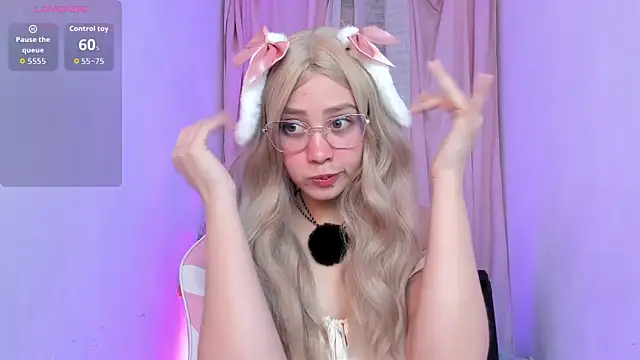 sweett fire online show from June 2026 08:19:02 PM
