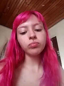 NinaKitty  online show from April 2026 10:18:02 PM