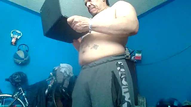 Snapshot of Oskr2024XXX chatting on June 2026 08:22:01 PM Oskr2024XXX online show from June 2026 08:22:01 PM