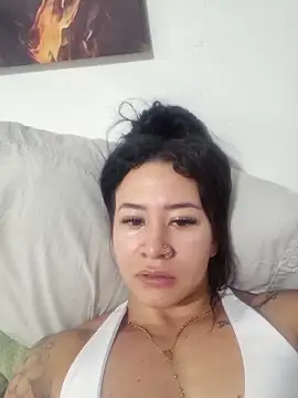 Snapshot of AngelMartinss chatting on April 2026 04:58:02 PM AngelMartinss online show from April 2026 04:58:02 PM