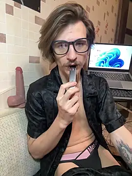 NikFiness online show from April 2026 07:09:02 PM