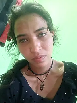 Priya7579 online show from April 2026 02:47:02 AM