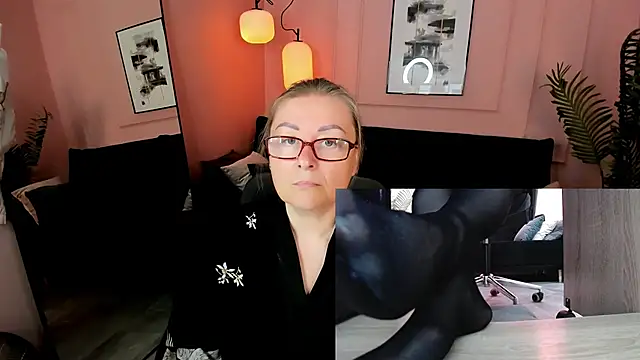 Alexandra Kind online show from June 2026 01:50:02 PM