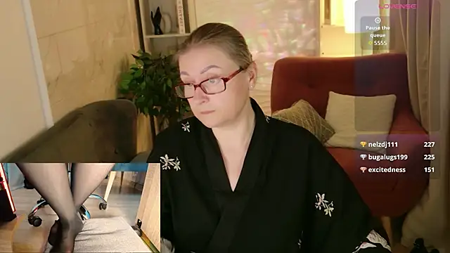 Alexandra Kind online show from July 2026 01:51:01 AM