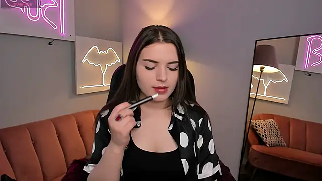 Snapshot of AliceLiador_ chatting on May 2026 02:35:02 PM AliceLiador online show from May 2026 02:35:02 PM
