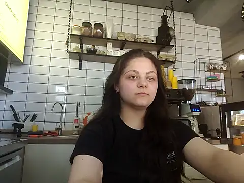 Snapshot of _Mikky_lil_ chatting on May 2026 01:29:02 PM Mikky lil online show from May 2026 01:29:02 PM