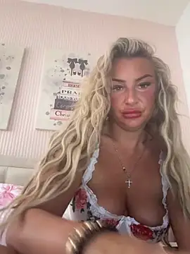 Naughtyhousewife x online show from July 2026 05:53:02 PM