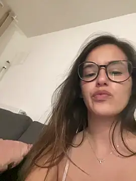 anissadiabless online show from May 2026 01:10:01 AM
