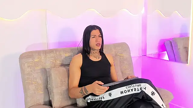 Aohomlester  online show from July 2026 01:20:02 PM
