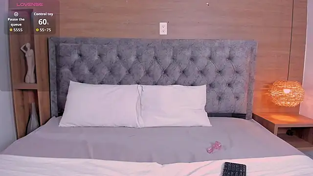 Snapshot of flamin_ chatting on June 2026 02:59:01 AM flamin online show from June 2026 02:59:01 AM