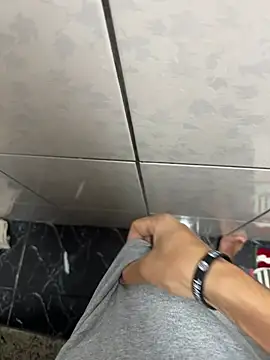 dotadonen17 online show from April 2026 05:06:02 PM