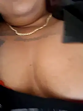 Elmolanay online show from April 2026 06:10:02 PM