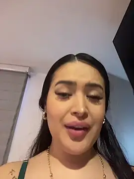 Snapshot of Sara_fun chatting on November 2025 04:07:02 PM Sara fun online show from November 2025 04:07:02 PM