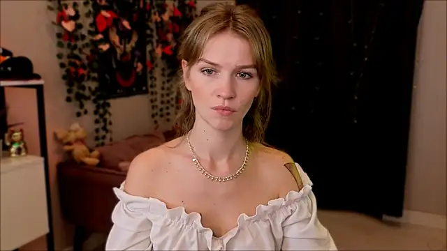 crystalkris  online show from April 2026 05:41:02 AM