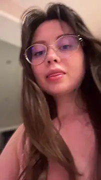 Aitana Magic online show from April 2026 06:10:01 PM