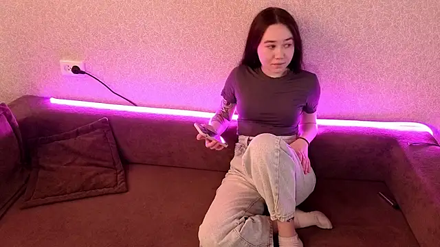 BabySweet001 online show from April 2026 11:05:01 AM