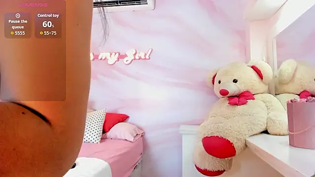 Marilyn Mulata online show from May 2026 07:11:02 PM