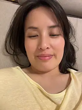 Snapshot of Faye-baby chatting on May 2026 05:21:02 PM Faye-baby online show from May 2026 05:21:02 PM