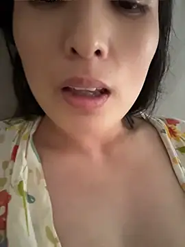 Snapshot of Faye-baby chatting on May 2026 12:29:01 AM Faye-baby online show from May 2026 12:29:01 AM
