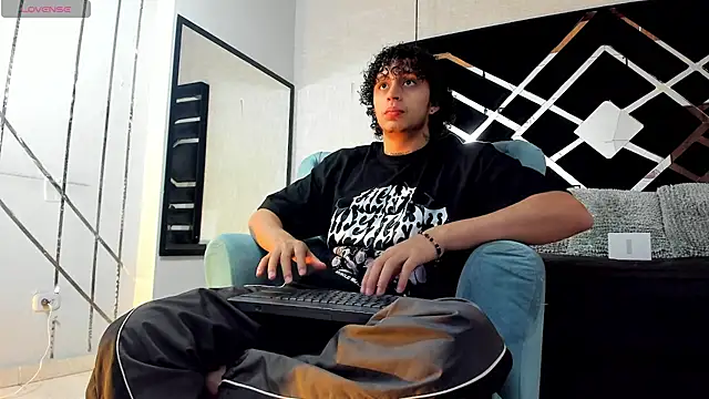 JayTaylorr online show from July 2026 11:41:02 AM