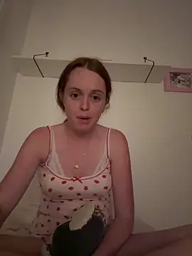 lilysmn online show from June 2026 07:58:02 PM