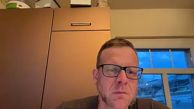 Snapshot of o_florian_o1 chatting on May 2026 06:38:01 PM o florian o1 online show from May 2026 06:38:01 PM