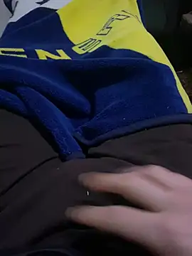 Snapshot of youngdick13 chatting on April 2026 07:03:01 PM youngdick13 online show from April 2026 07:03:01 PM