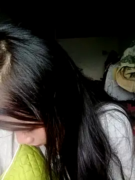 Snapshot of lelenana chatting on April 2026 12:02:01 AM lelenana online show from April 2026 12:02:01 AM