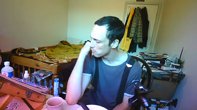 Snapshot of JohnnyMoves chatting on August 2026 08:00:02 PM JohnnyMoves online show from August 2026 08:00:02 PM