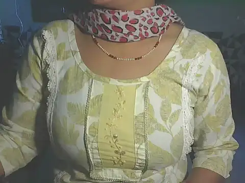 Snapshot of Hotty_Bhabhi1 chatting on May 2026 05:46:02 AM Hotty Bhabhi1 online show from May 2026 05:46:02 AM